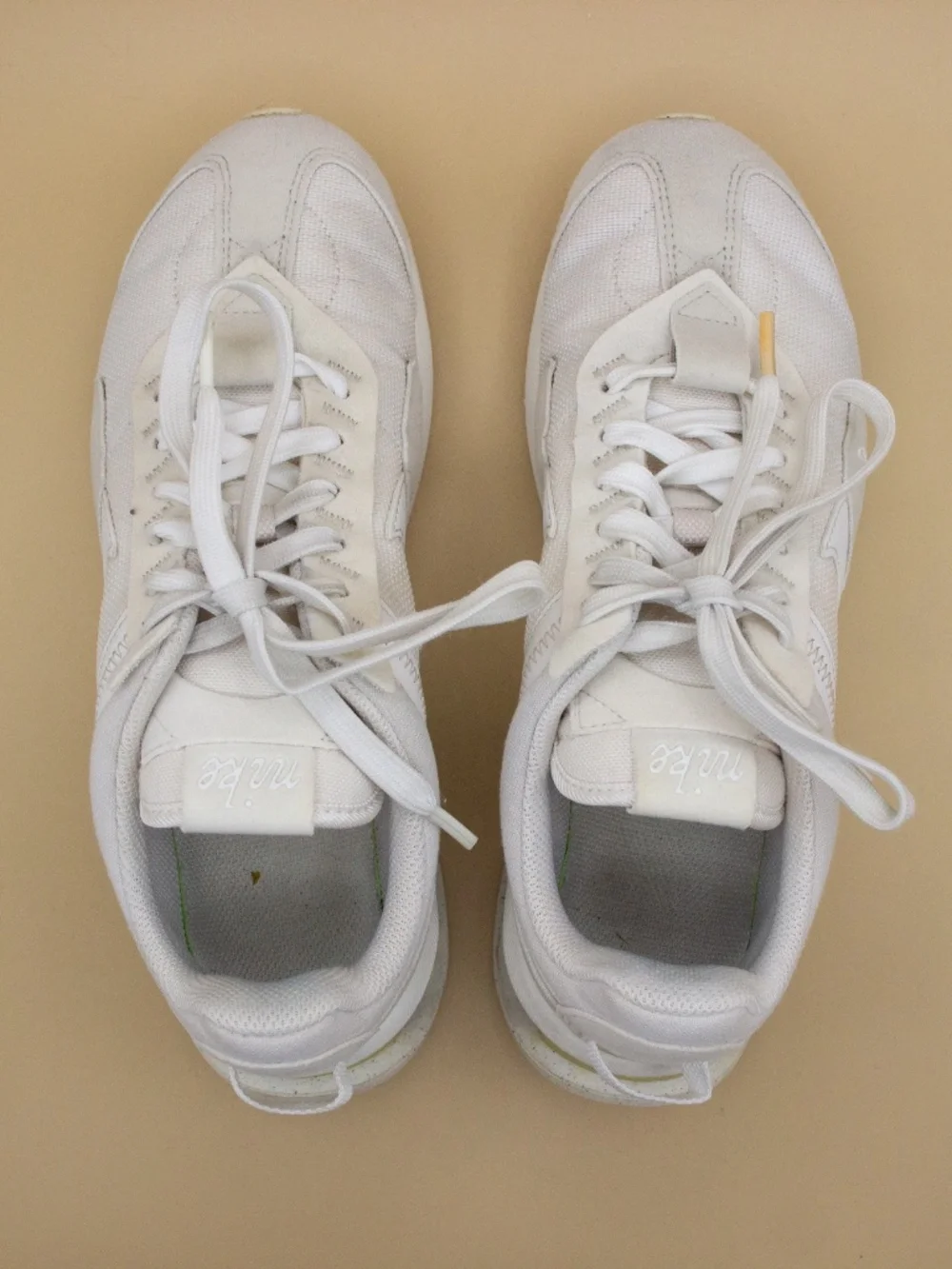 Nike Air Max Pre-Day Phantom Light Bone Athletic Shoes DM8259-001 Women's Size 8